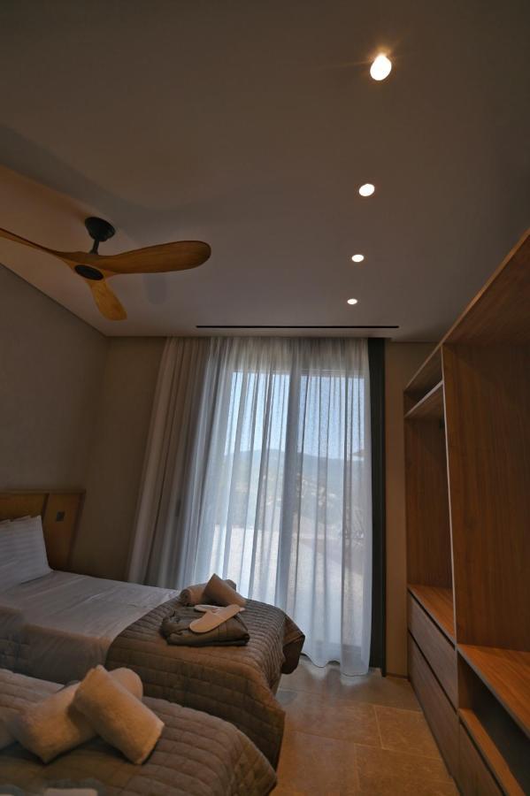 Blooms Of Sivota Bay - Luxury Villas With Private Heated Pool Exterior foto