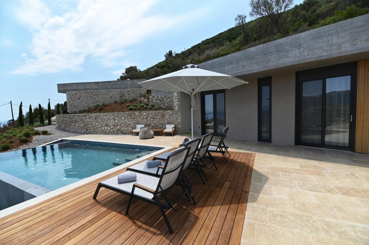 Blooms Of Sivota Bay - Luxury Villas With Private Heated Pool Exterior foto