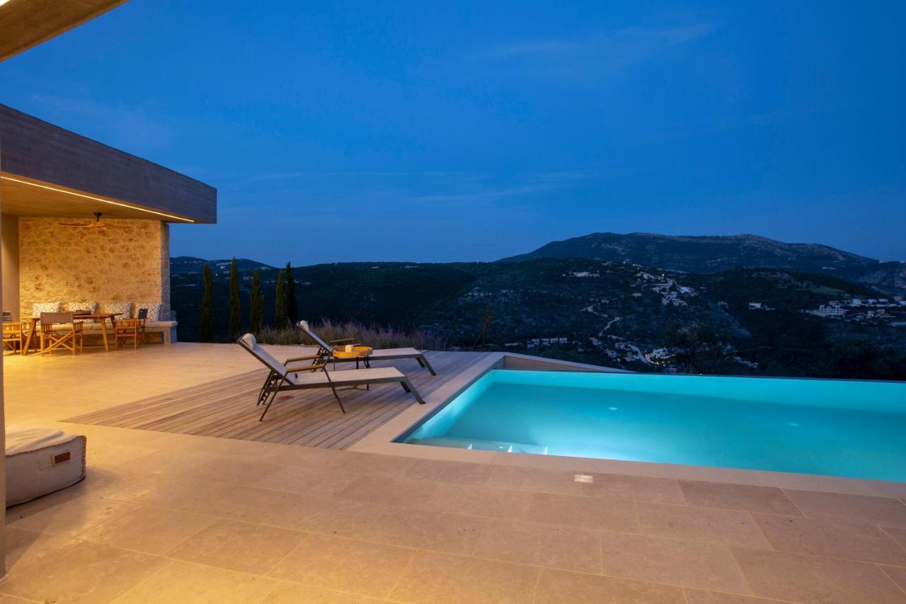 Blooms Of Sivota Bay - Luxury Villas With Private Heated Pool Exterior foto